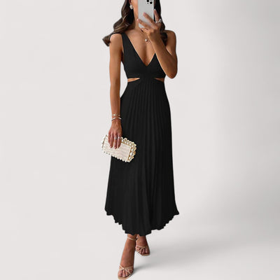 Veléa™ | Annelise Backless Maxi Dress