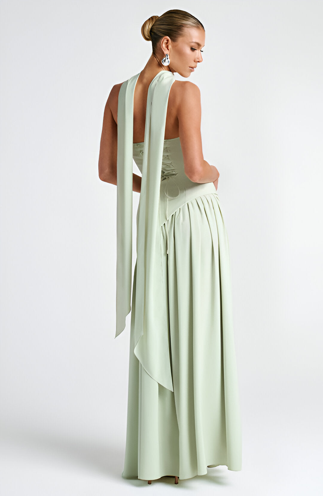 Lunaria™ Elegant Contrast Maxi Dress