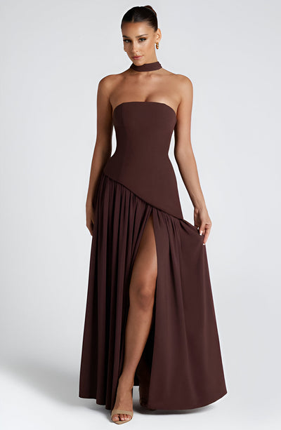 Lunaria™ Elegant Contrast Maxi Dress