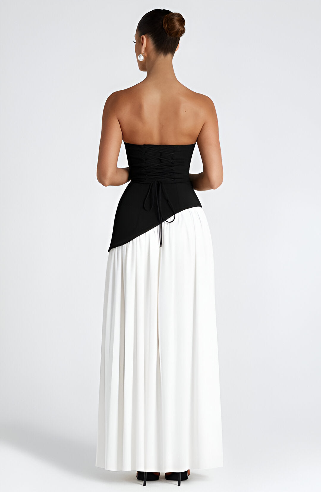 Lunaria™ Elegant Contrast Maxi Dress