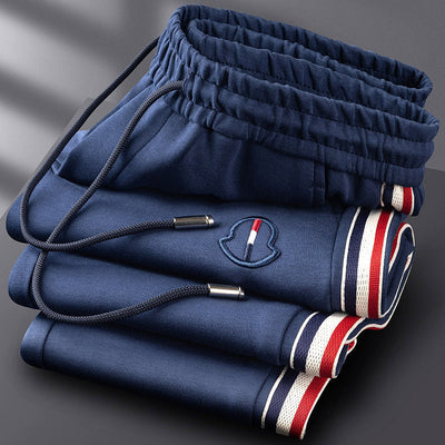 Novus | Het joggingpak voor een sportieve en strakke look