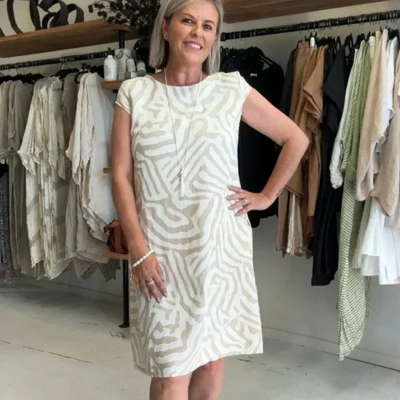 Solena™ Flow Dress – Stijlvol, Comfortabel en Vakantieproof